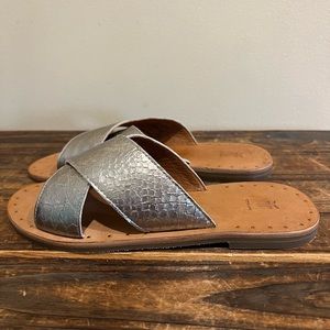 FRYE Ally Sandal Metallic with Leather Footbed 6.5 women’s